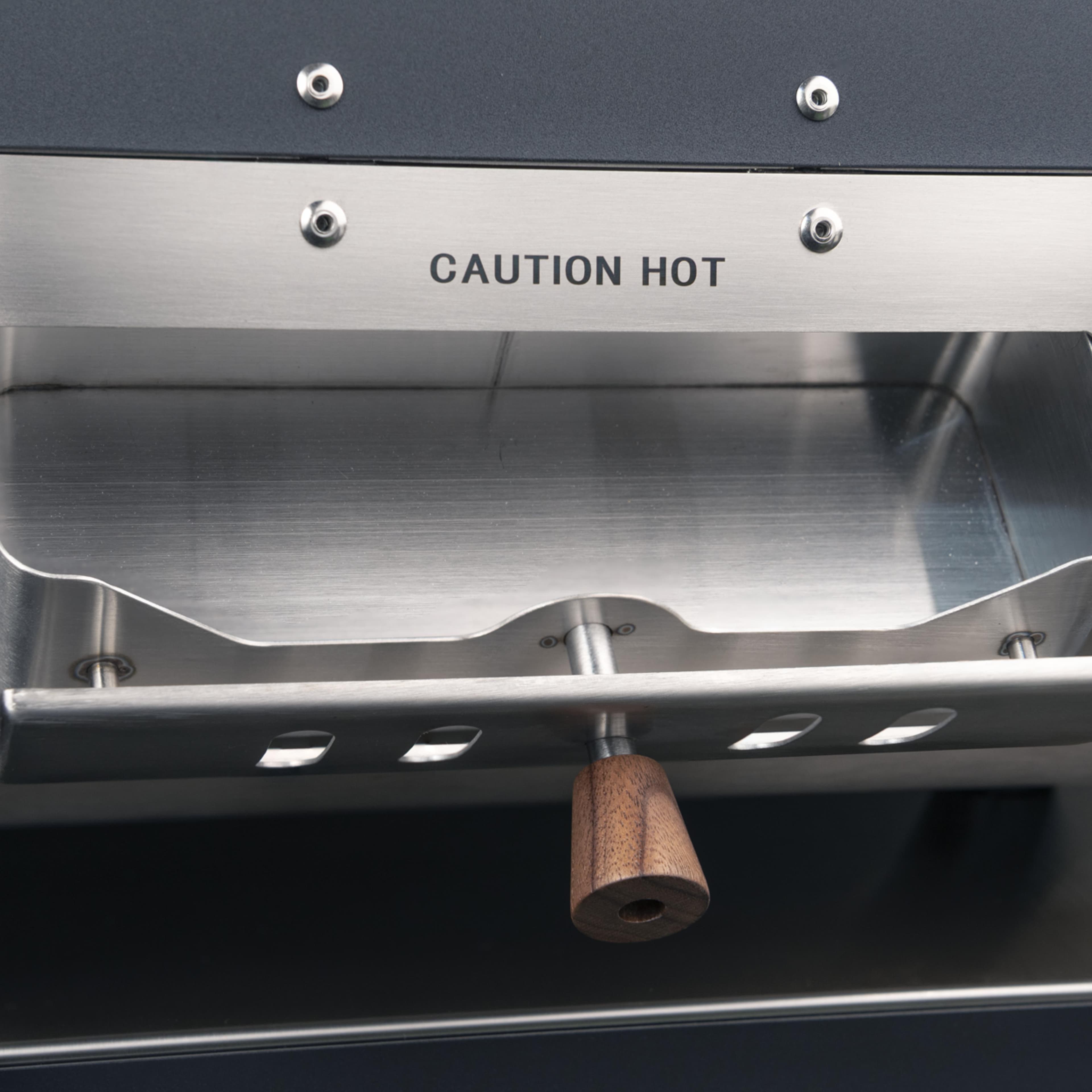 Bull BBQ Dual Fuel Natural Gas Wood · Fired Outdoor Countertop Pizza Oven · Lifestyle