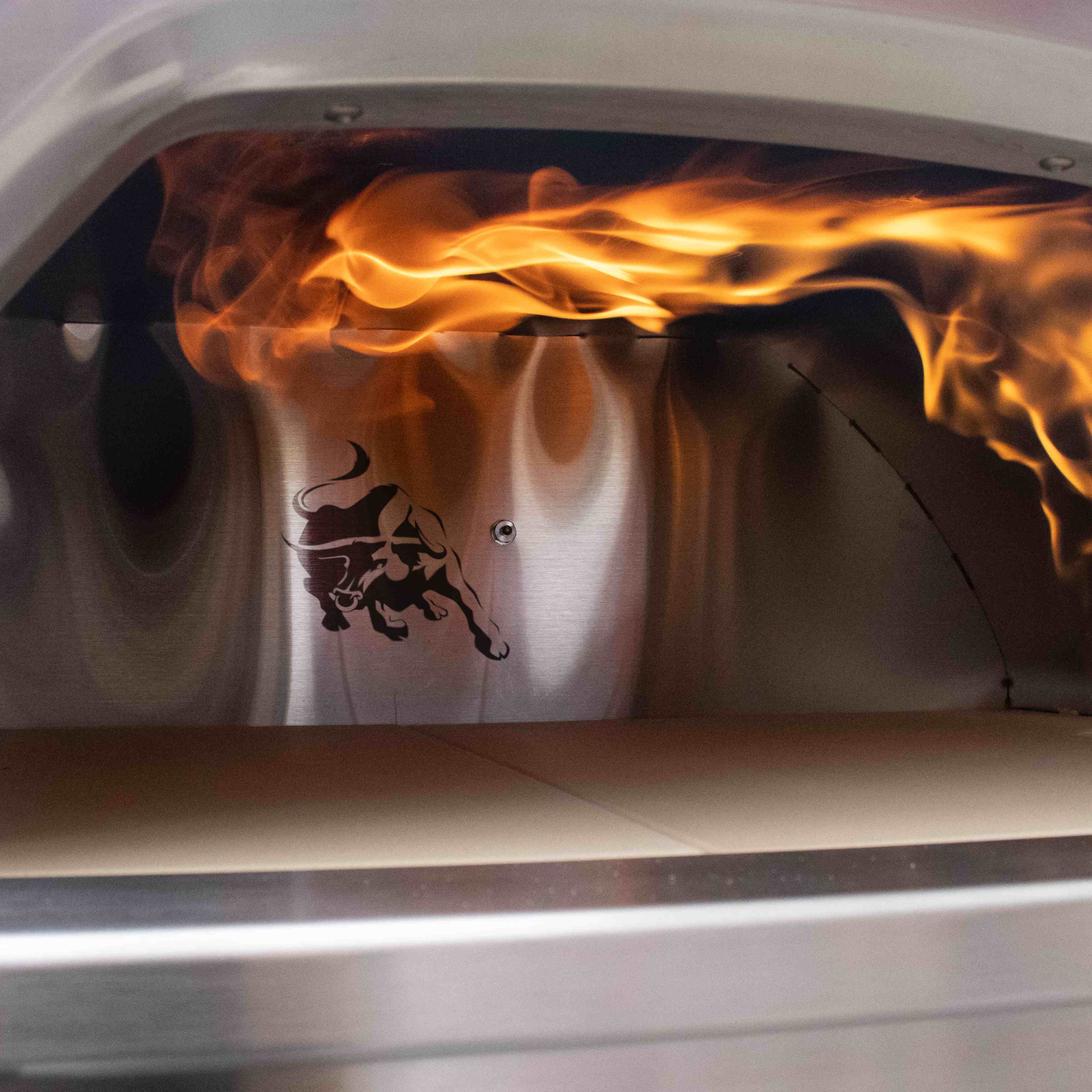 Bull BBQ Dual Fuel Natural Gas Wood · Fired Outdoor Countertop Pizza Oven · Lifestyle