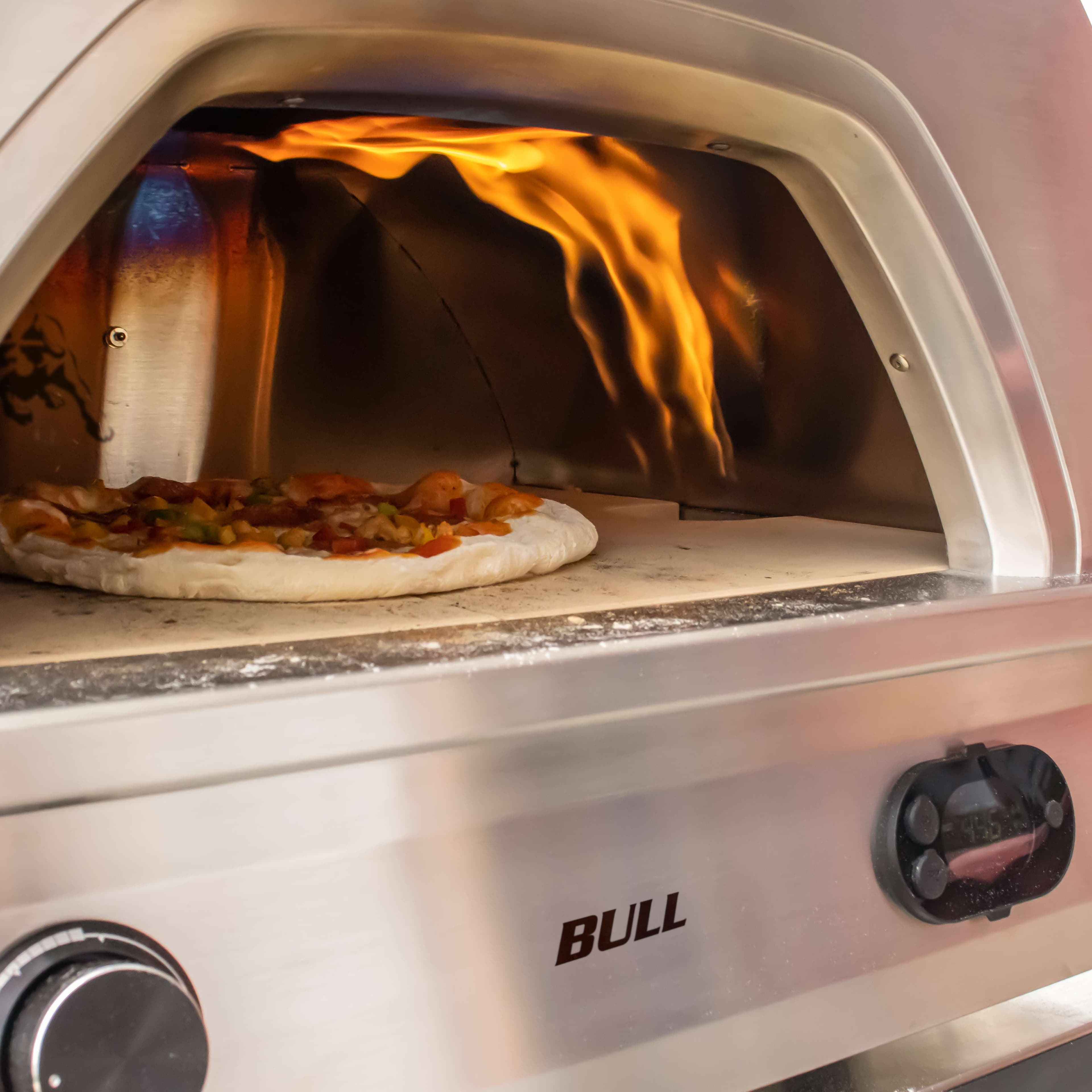 Bull BBQ Dual Fuel Natural Gas Wood · Fired Outdoor Countertop Pizza Oven · Lifestyle