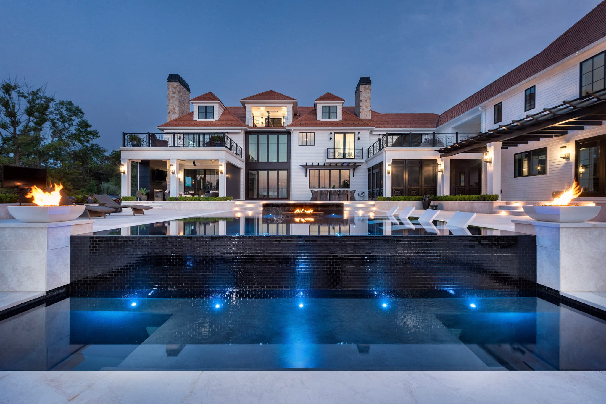 Lifestyle · Steele · Pools · Adam · Steele · Avalon · Fire · Bowl ·