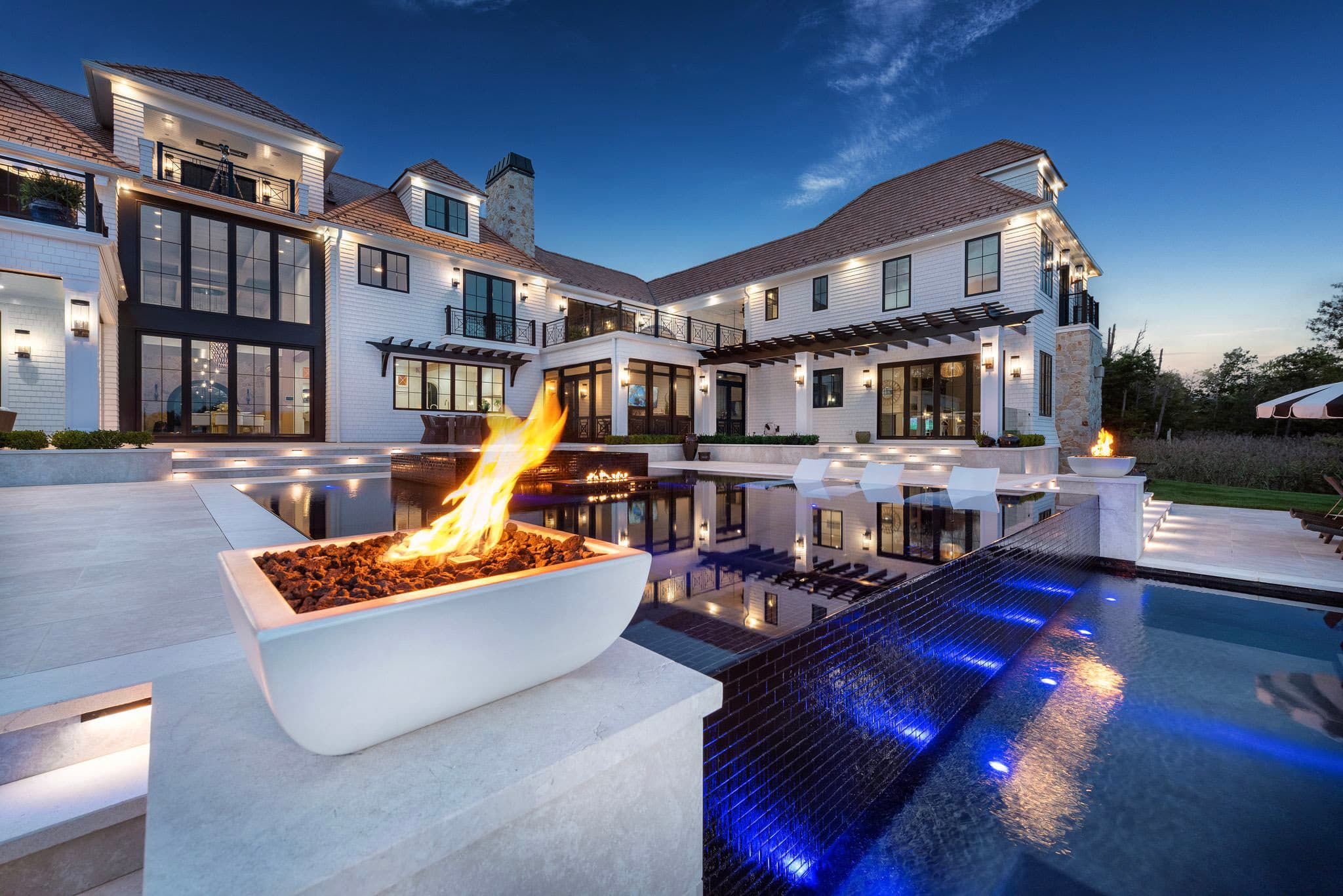 Lifestyle · Steele · Pools · Adam · Steele · Avalon · Fire · Bowl ·