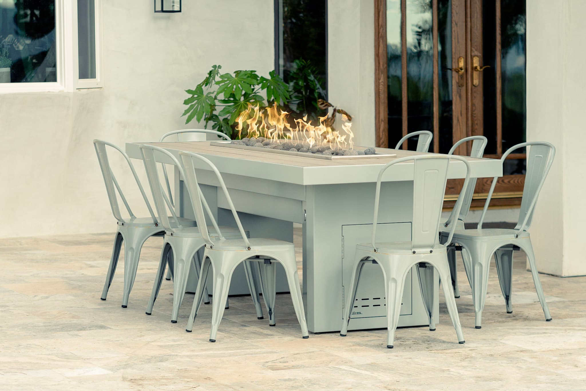 Lifestyle · TOP · Alameda · Fire · Table ·