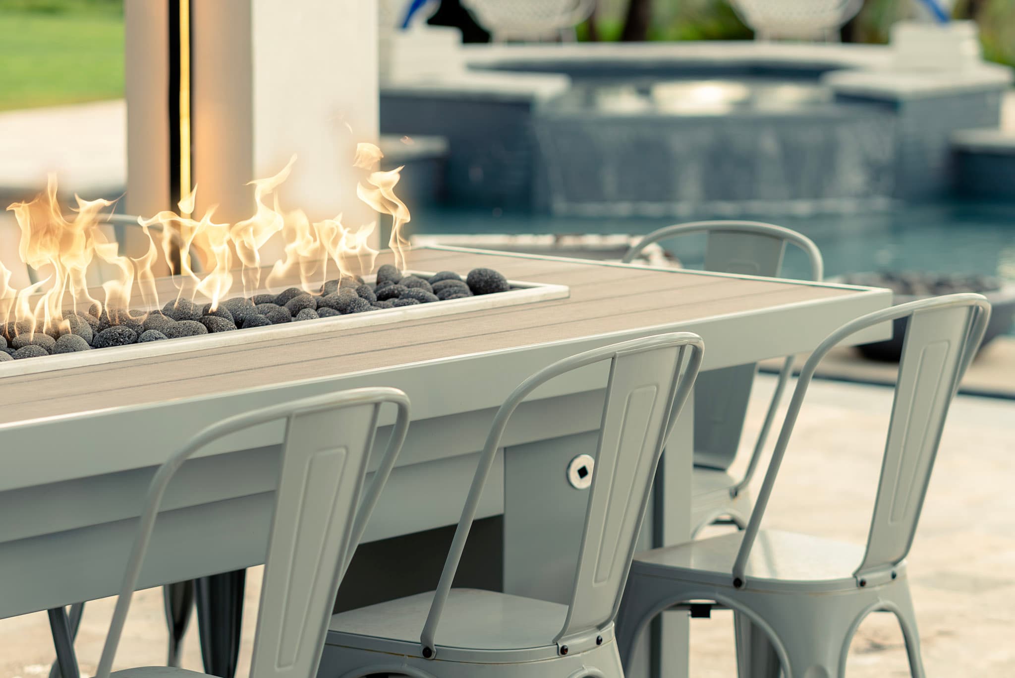 Lifestyle · TOP · Alameda · Fire · Table ·