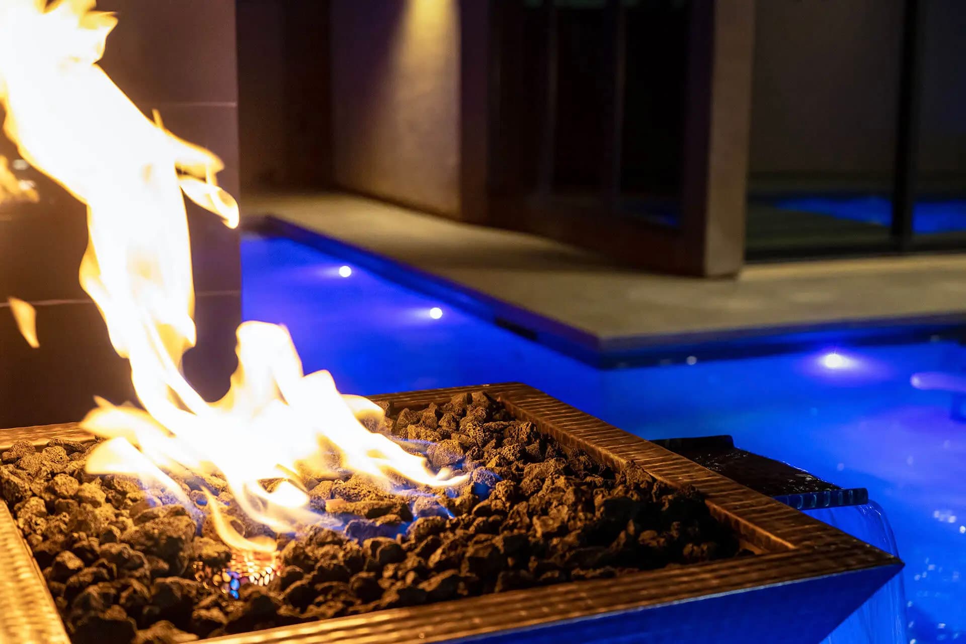 Lifestyle · TOP · Clarity · Pools · Las · Vegas · Maya · Fire · Water · Copper · Bowl ·