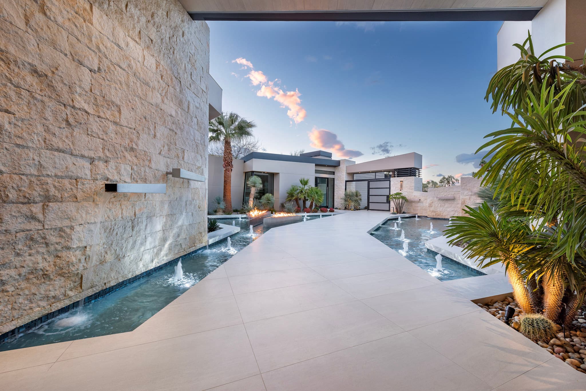 Lifestyle · TOP · Melo · Pools · Custom · Scupper ·