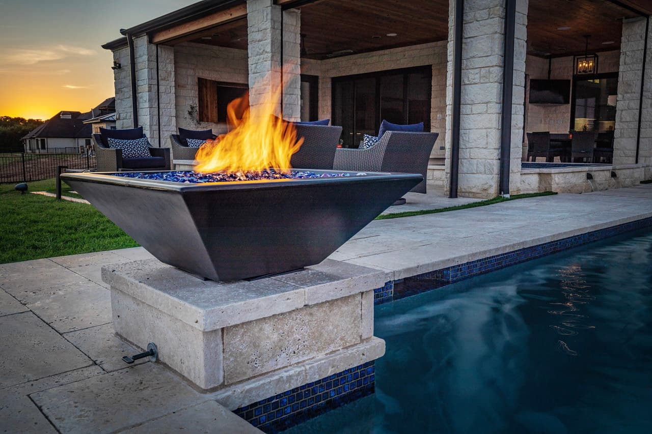 The · Outdoor · Plus · Maya · Fire · Bowl · GFRC · Chestnut ·